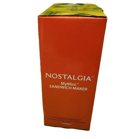 Nostalgia-My Mini Red Non-Stick Compact Sandwich Maker-Grilled Cheese-Omelets - Picture 2 of 8